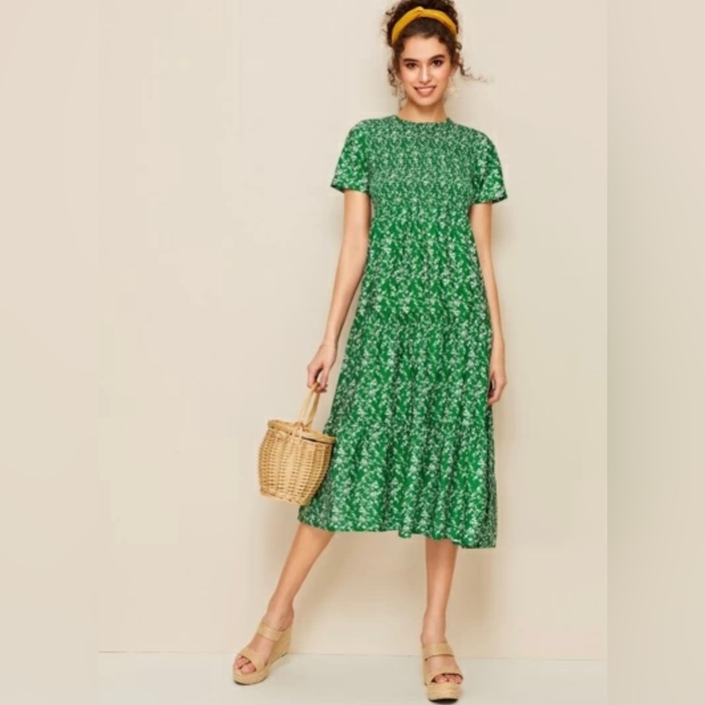 NWT *SHEIN* Ditsy Floral•Shirred Tent Dress … *GREEN & WHITE* … Size: S